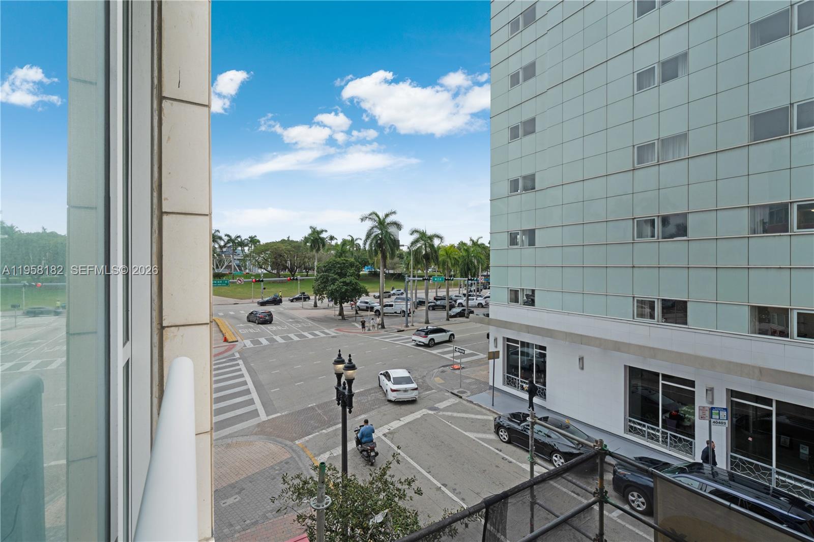 image Vizcayne South19