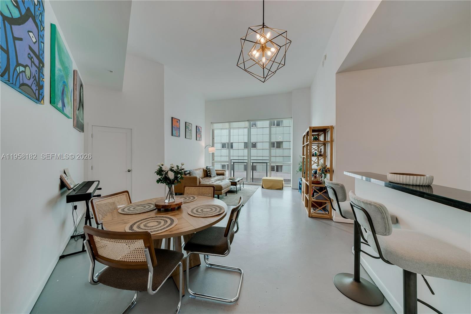 image Vizcayne South5