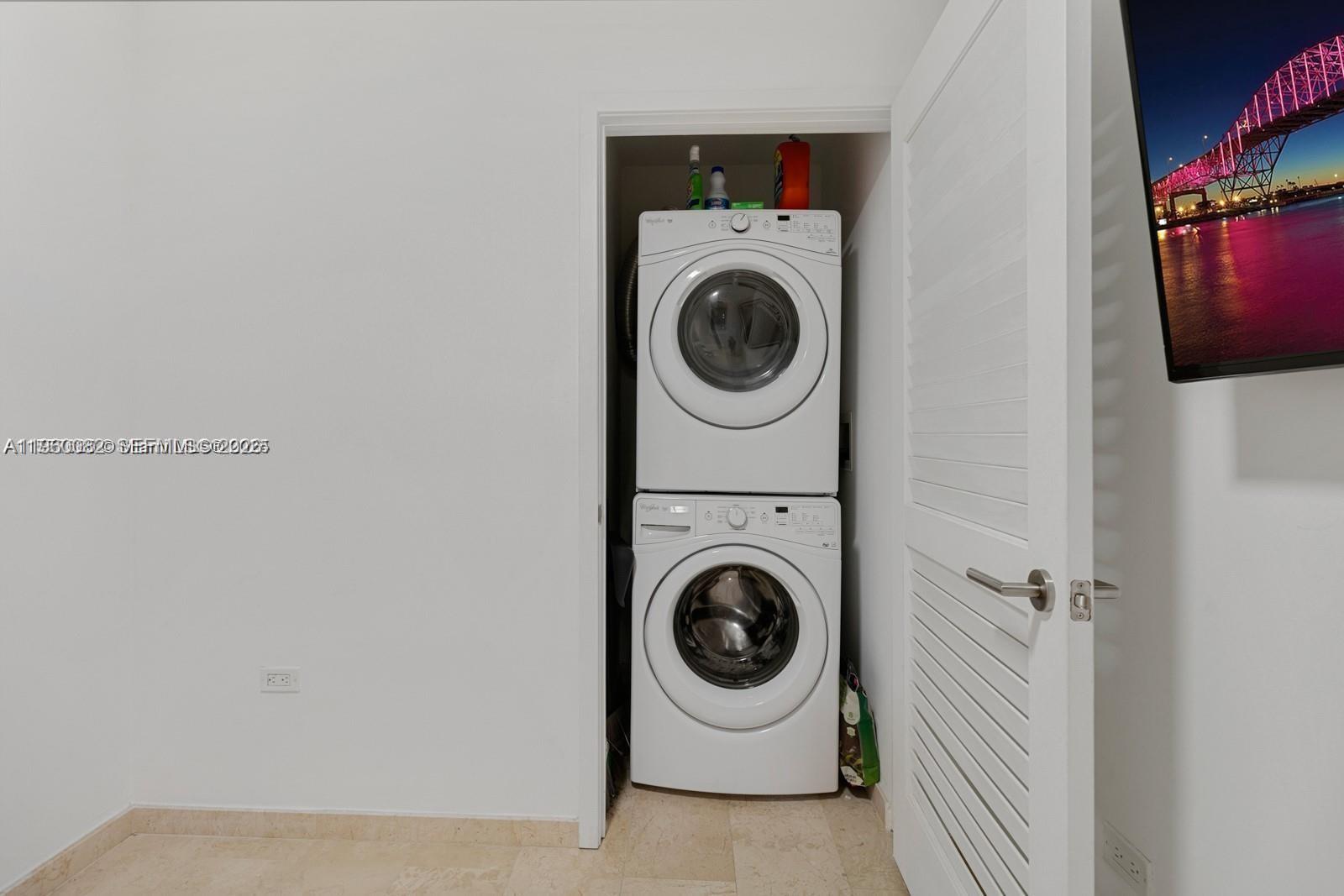 88 SW 7th St #3410 Miami, FL 33130