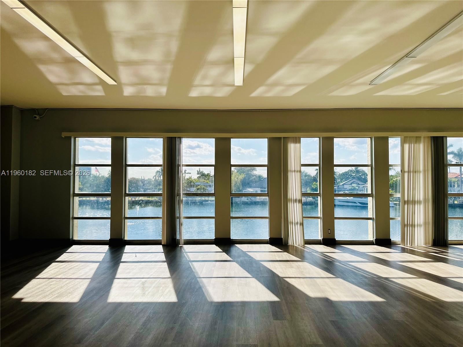 851 Three Iss Blvd #210 Hallandale Beach, FL 33009