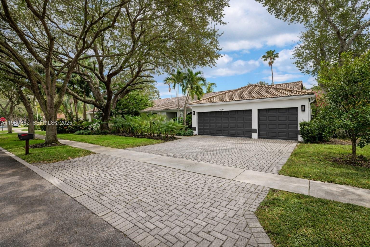 3610 Washington Ln Cooper City, FL 33026