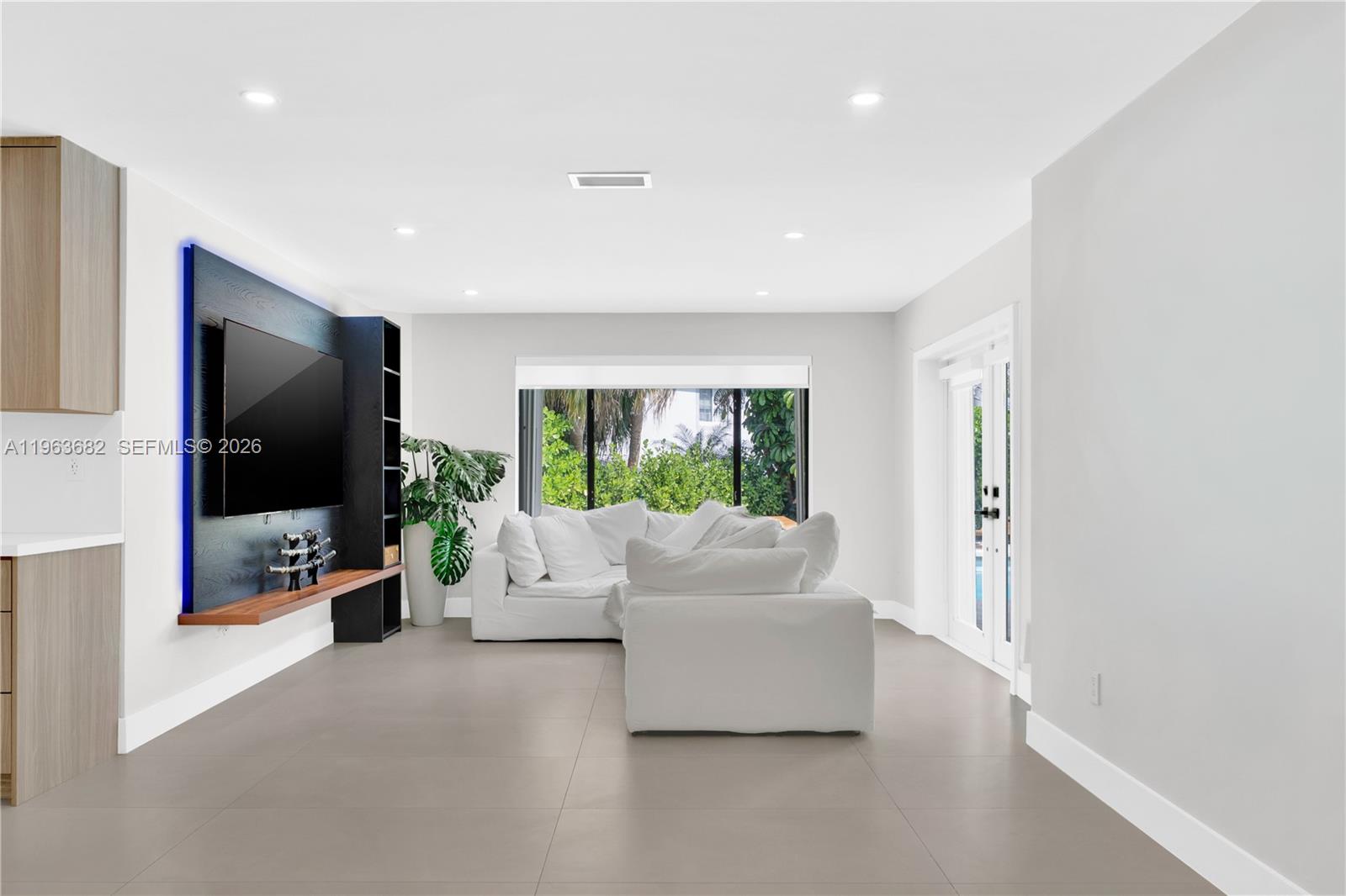 21405 SW 97th Pl Cutler Bay, FL 33189