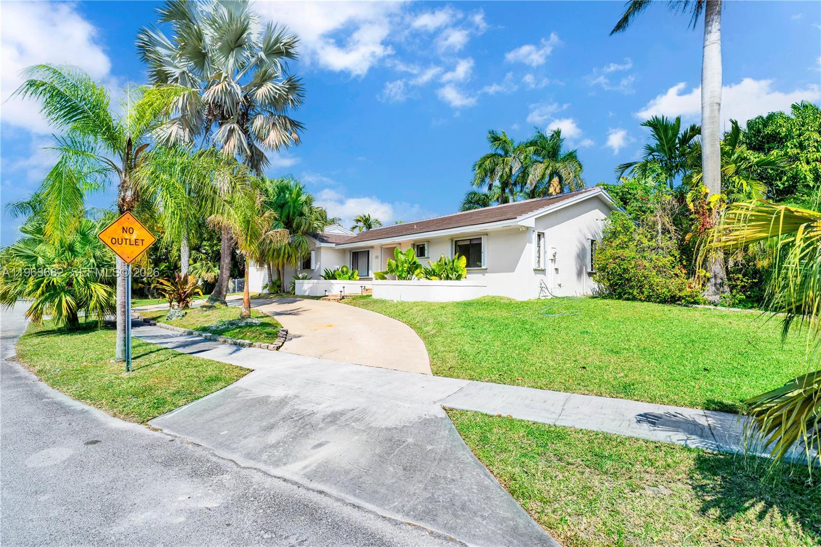 21405 SW 97th Pl Cutler Bay, FL 33189