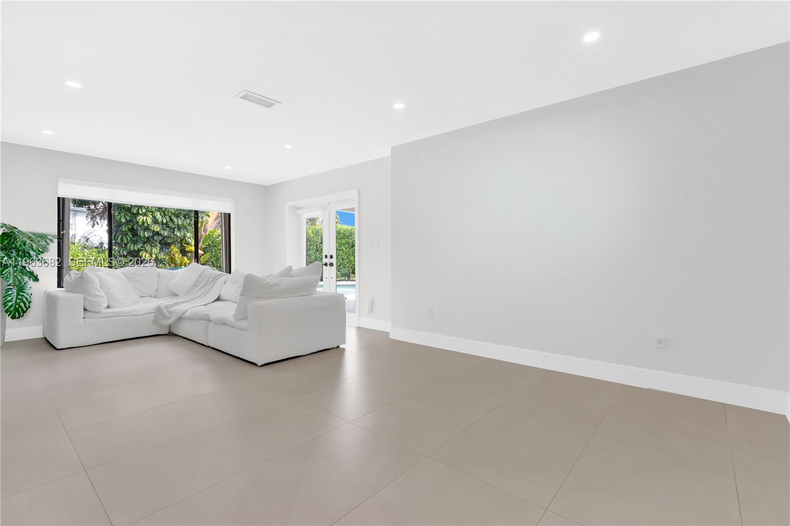 21405 SW 97th Pl Cutler Bay, FL 33189