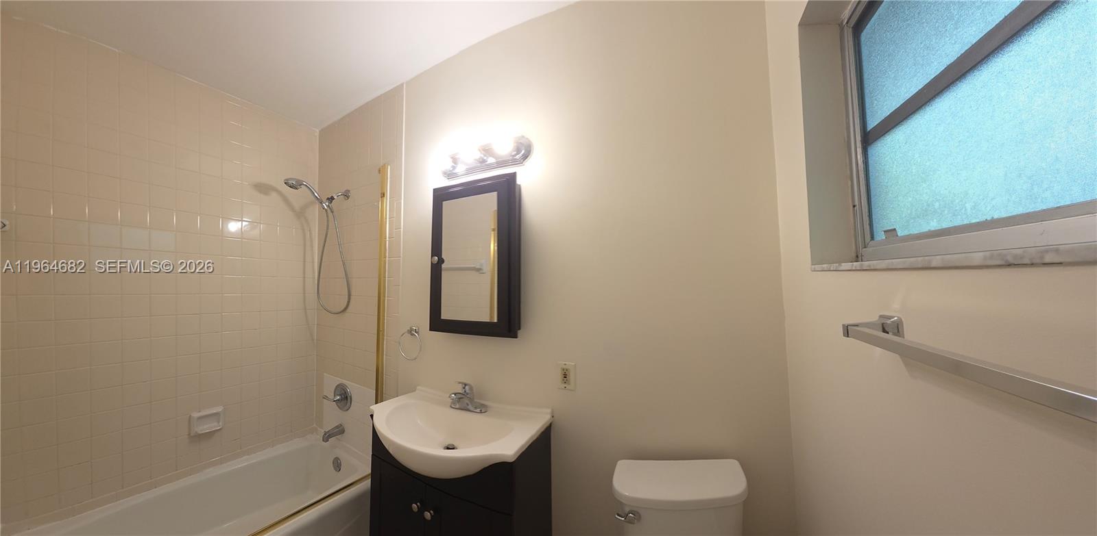 Undisclosed Address Hollywood, FL 33020