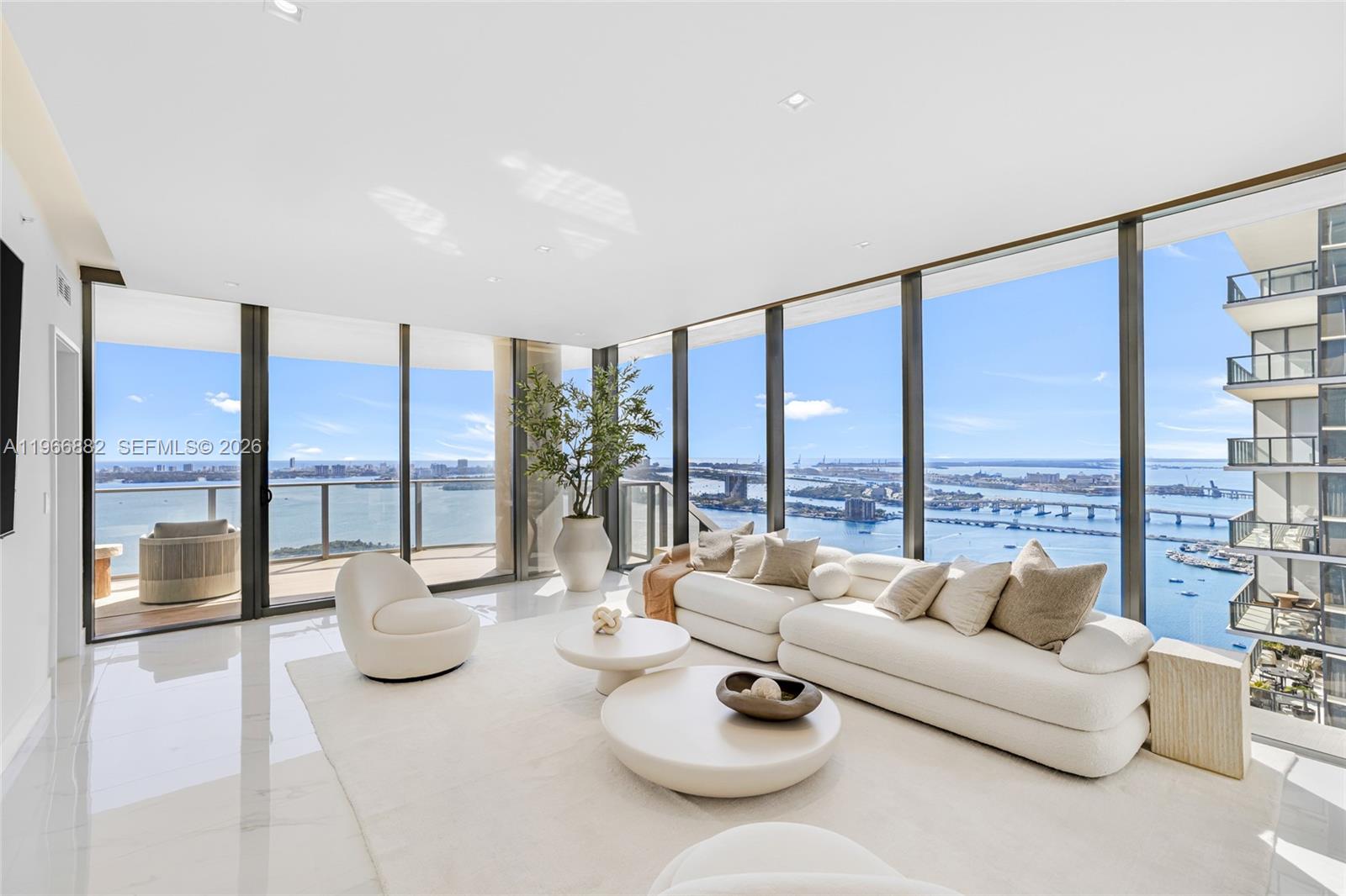 700 NE 24th St #4007 Miami, FL 33137