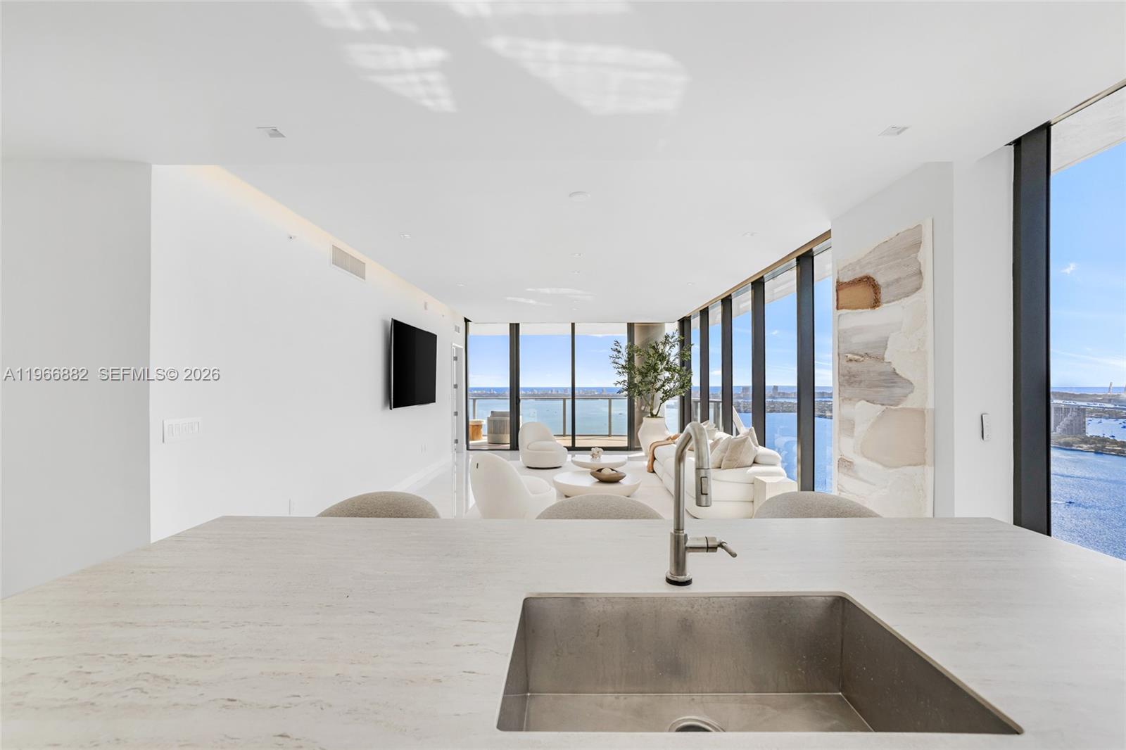 700 NE 24th St #4007 Miami, FL 33137