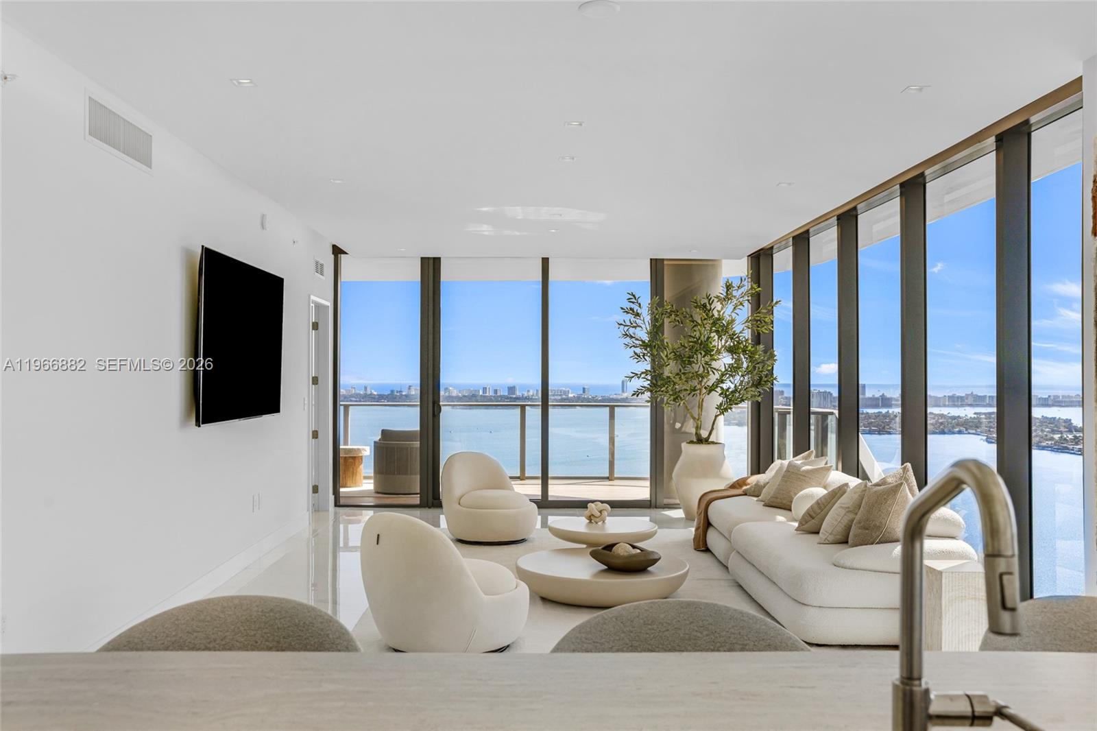 700 NE 24th St #4007 Miami, FL 33137