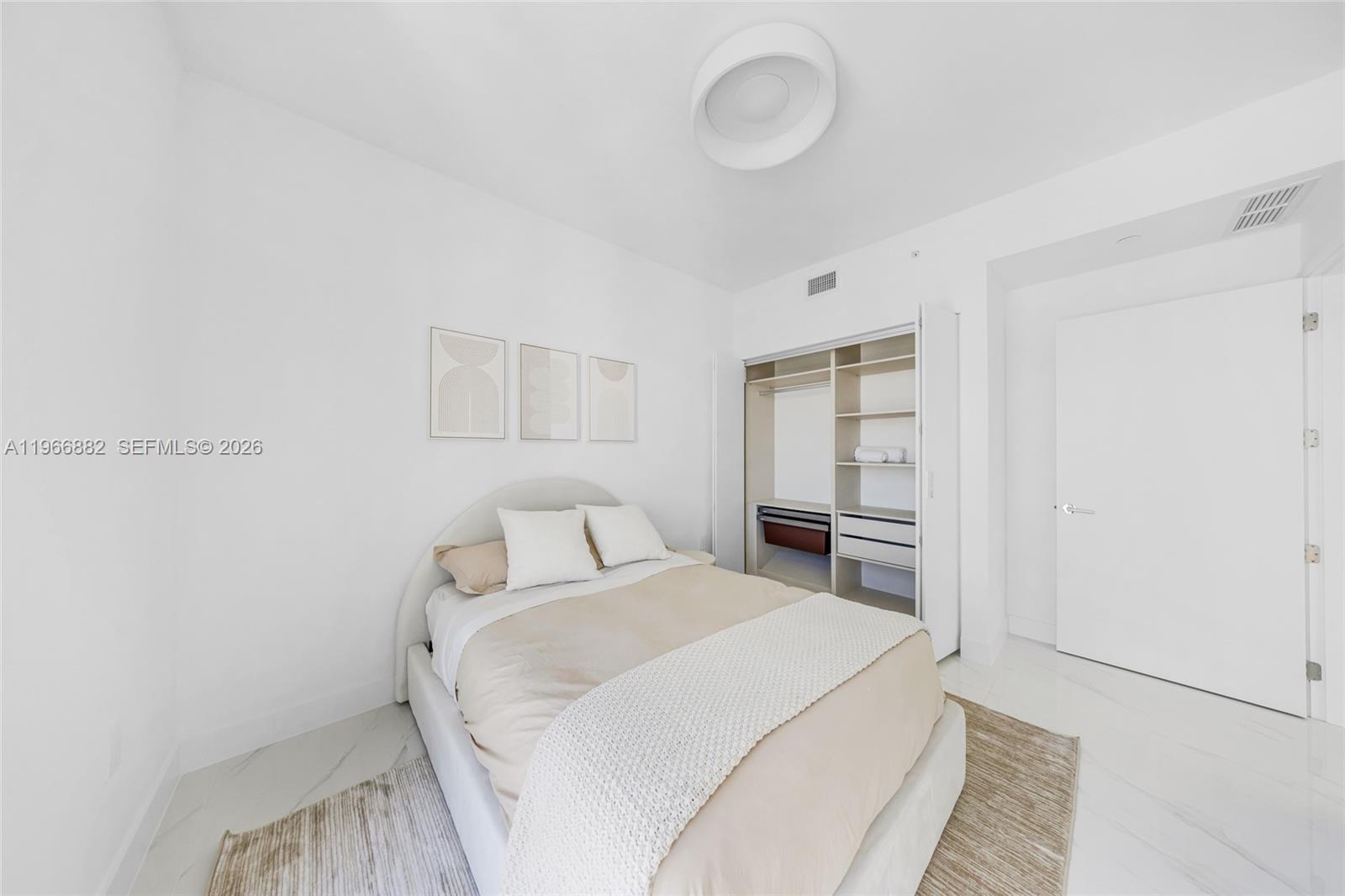 700 NE 24th St #4007 Miami, FL 33137