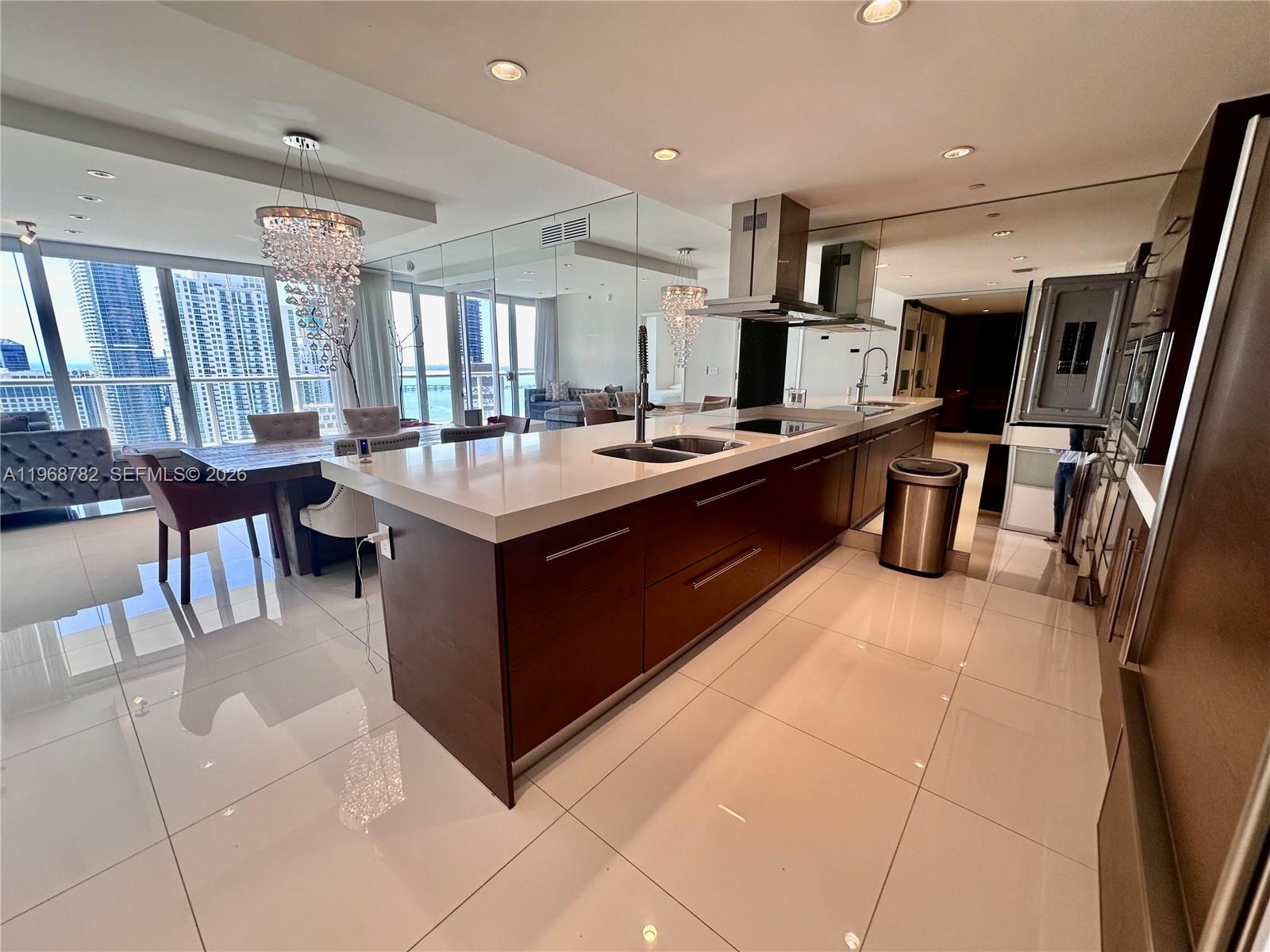 495 Brickell Ave #4403 Miami, FL 33131