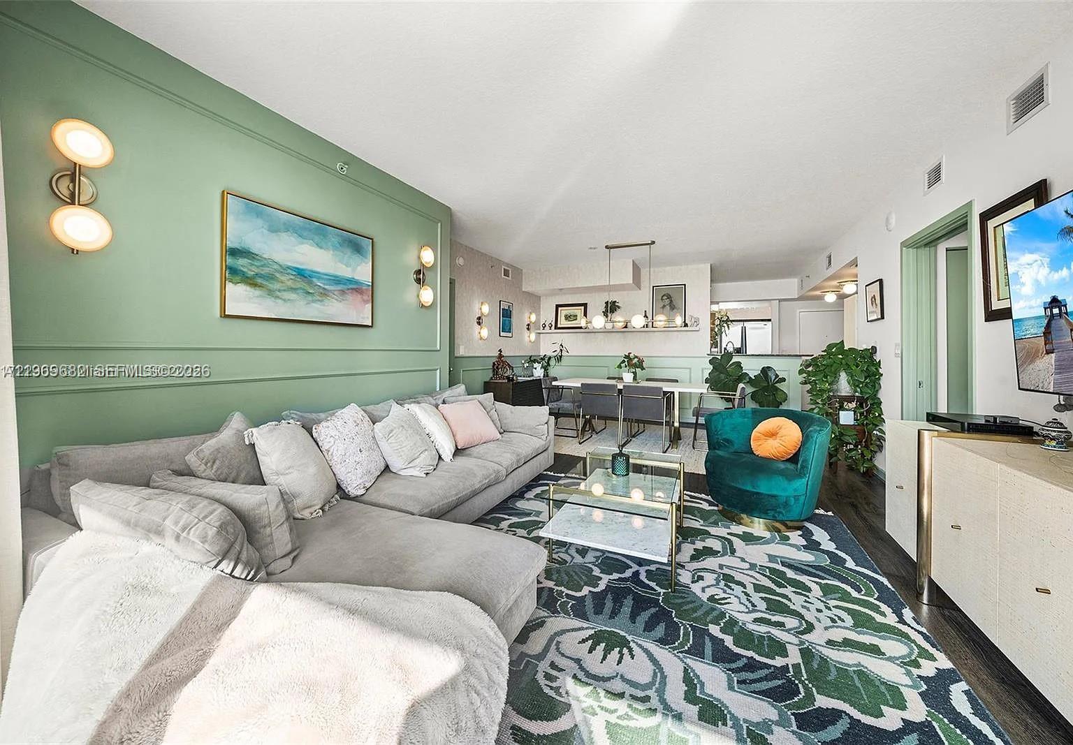 325 S Biscayne Blvd #2919