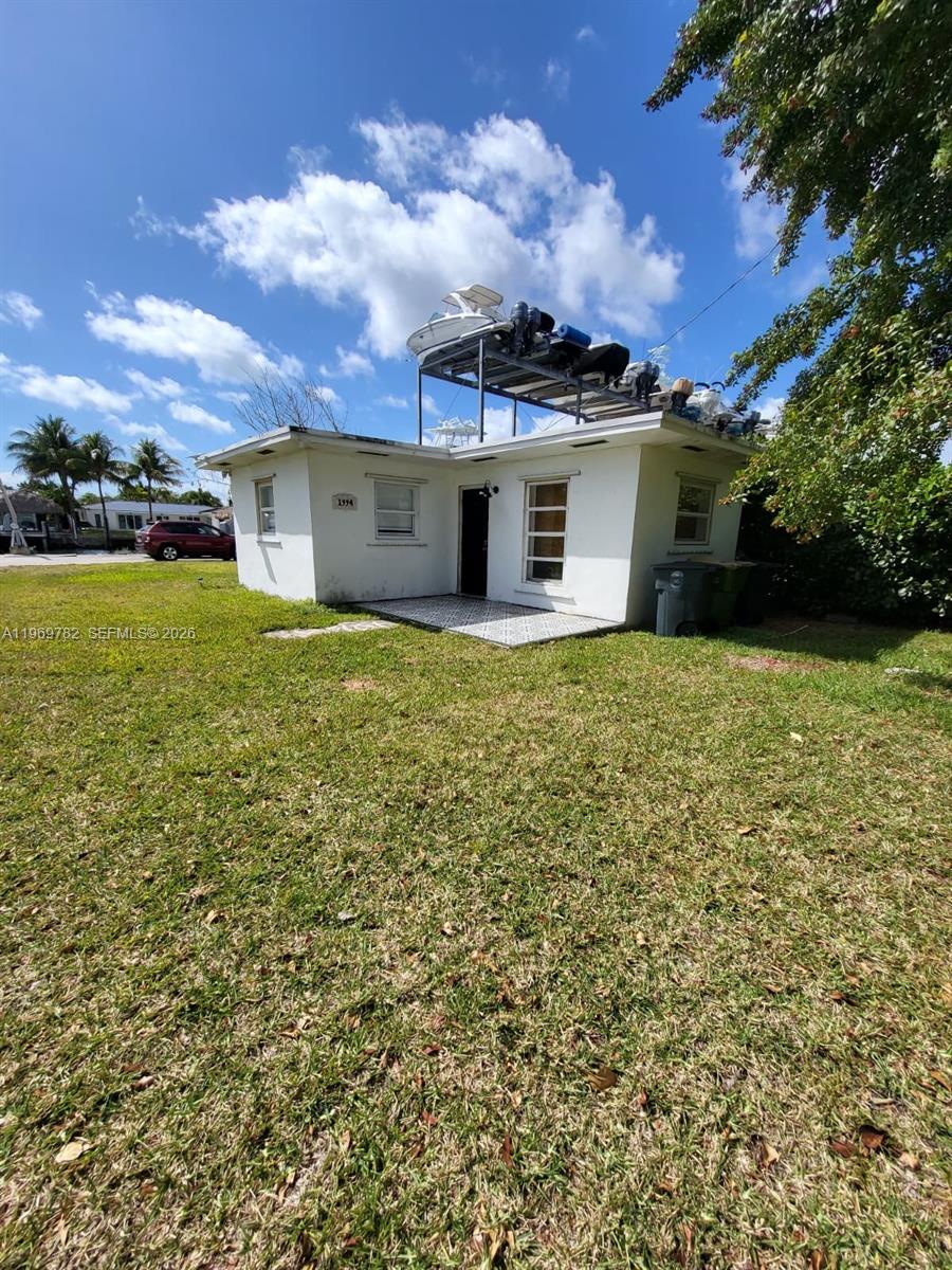 1998 NE 135th St #1994