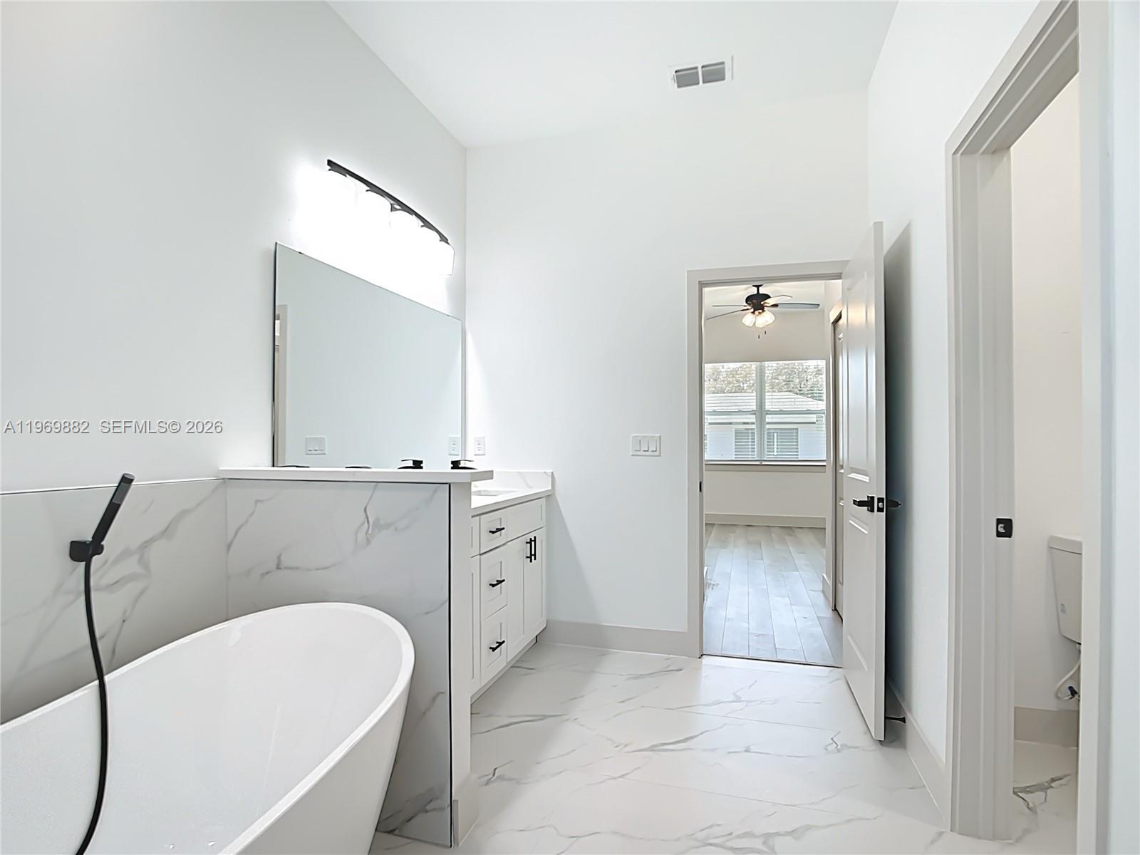 15467 Hillsborough Blvd Port Charlotte, FL 33954