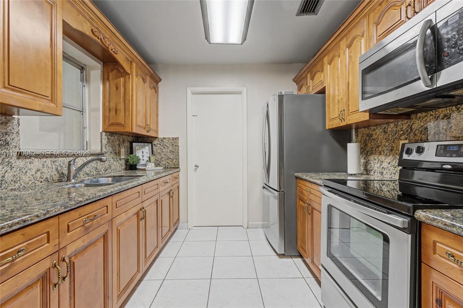 4275 NW 197th St Miami Gardens, FL 33055