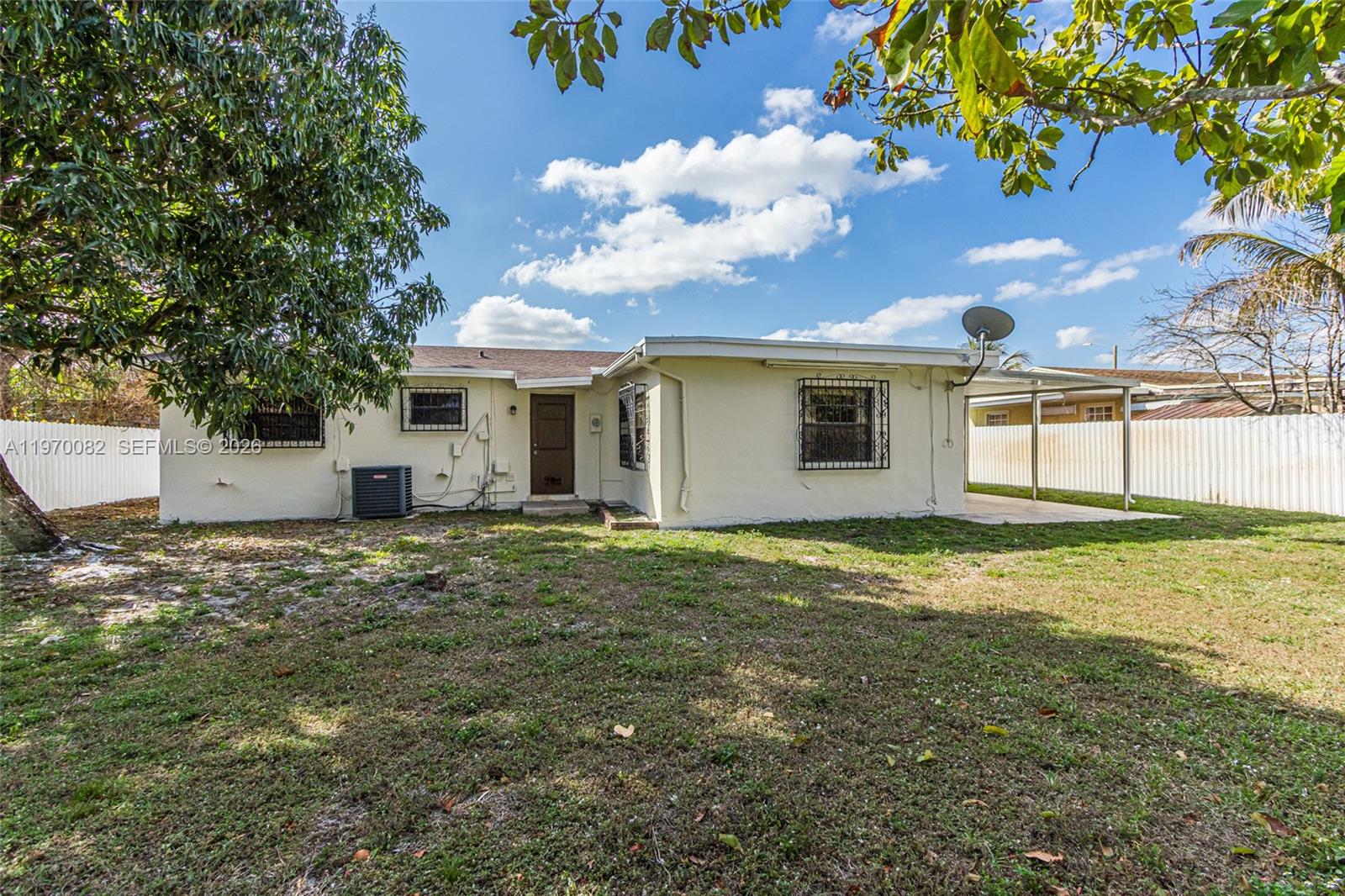 4275 NW 197th St Miami Gardens, FL 33055