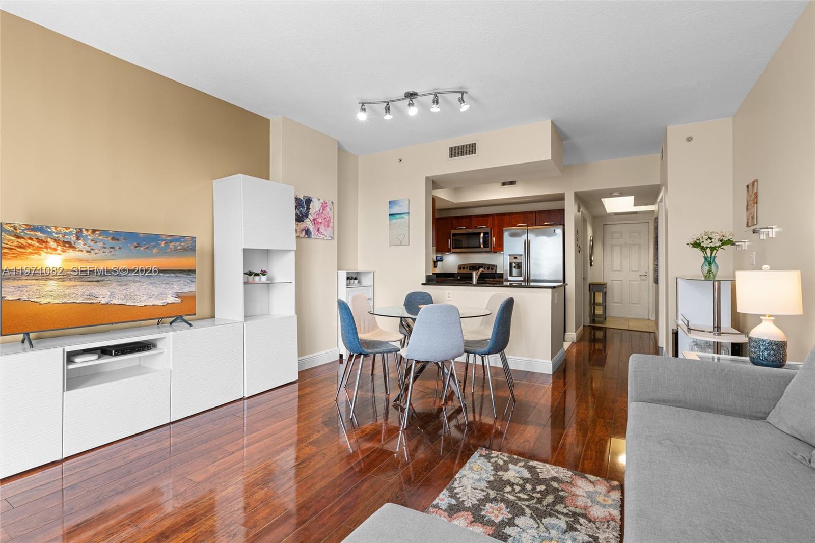 7275 SW 90th Way #404