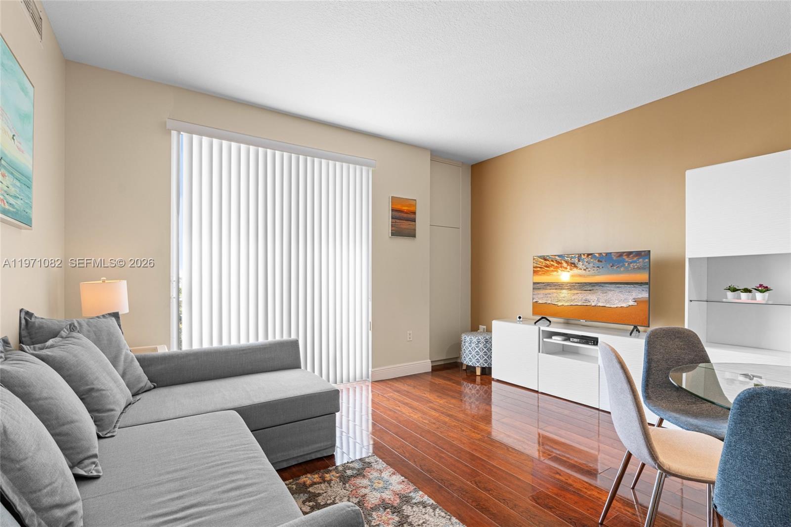 7275 SW 90th Way #404 Miami, FL 33156