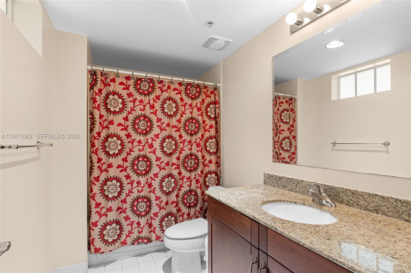 7275 SW 90th Way #404 Miami, FL 33156