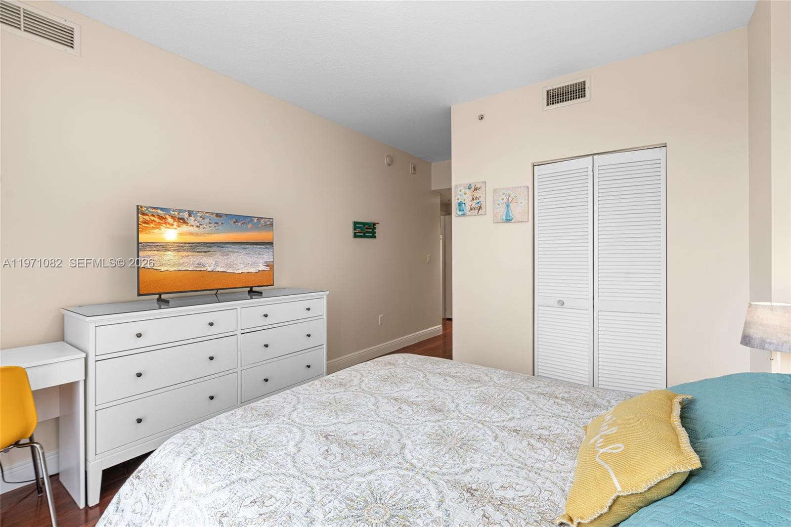 7275 SW 90th Way #404 Miami, FL 33156