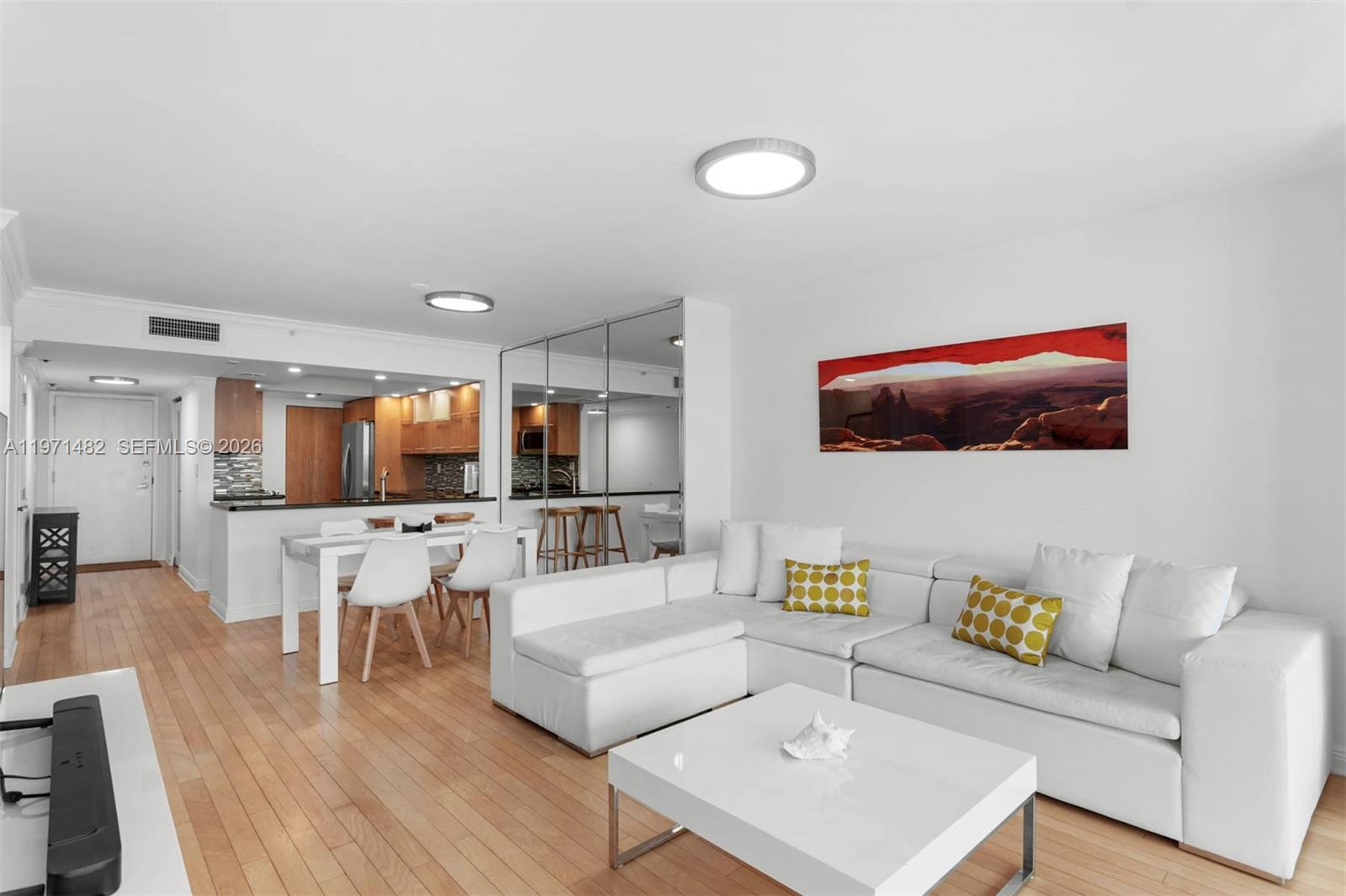 1717 N Bayshore Dr #A-3137