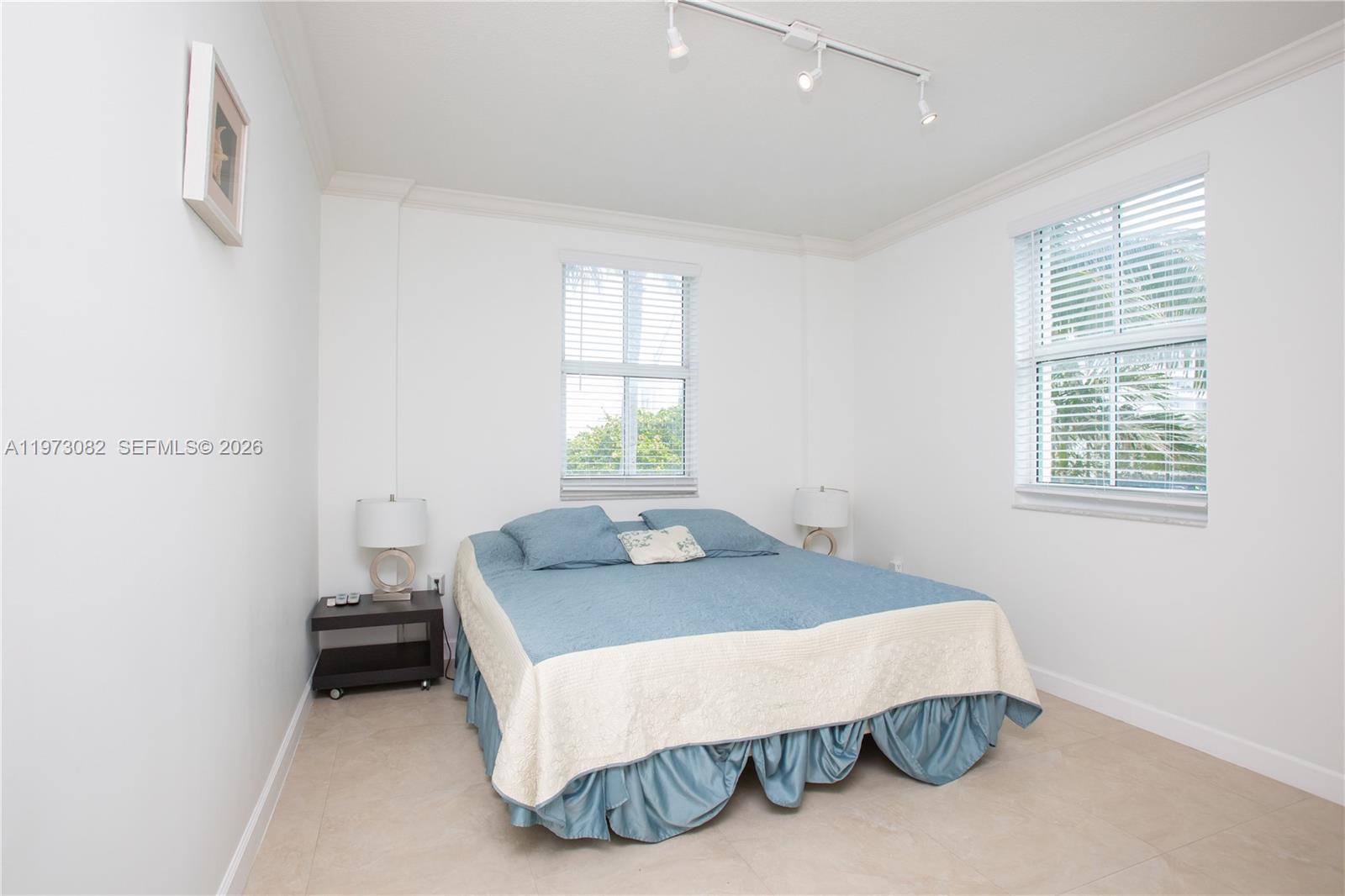 9172 NE Collins Ave #312 Surfside, FL 33154