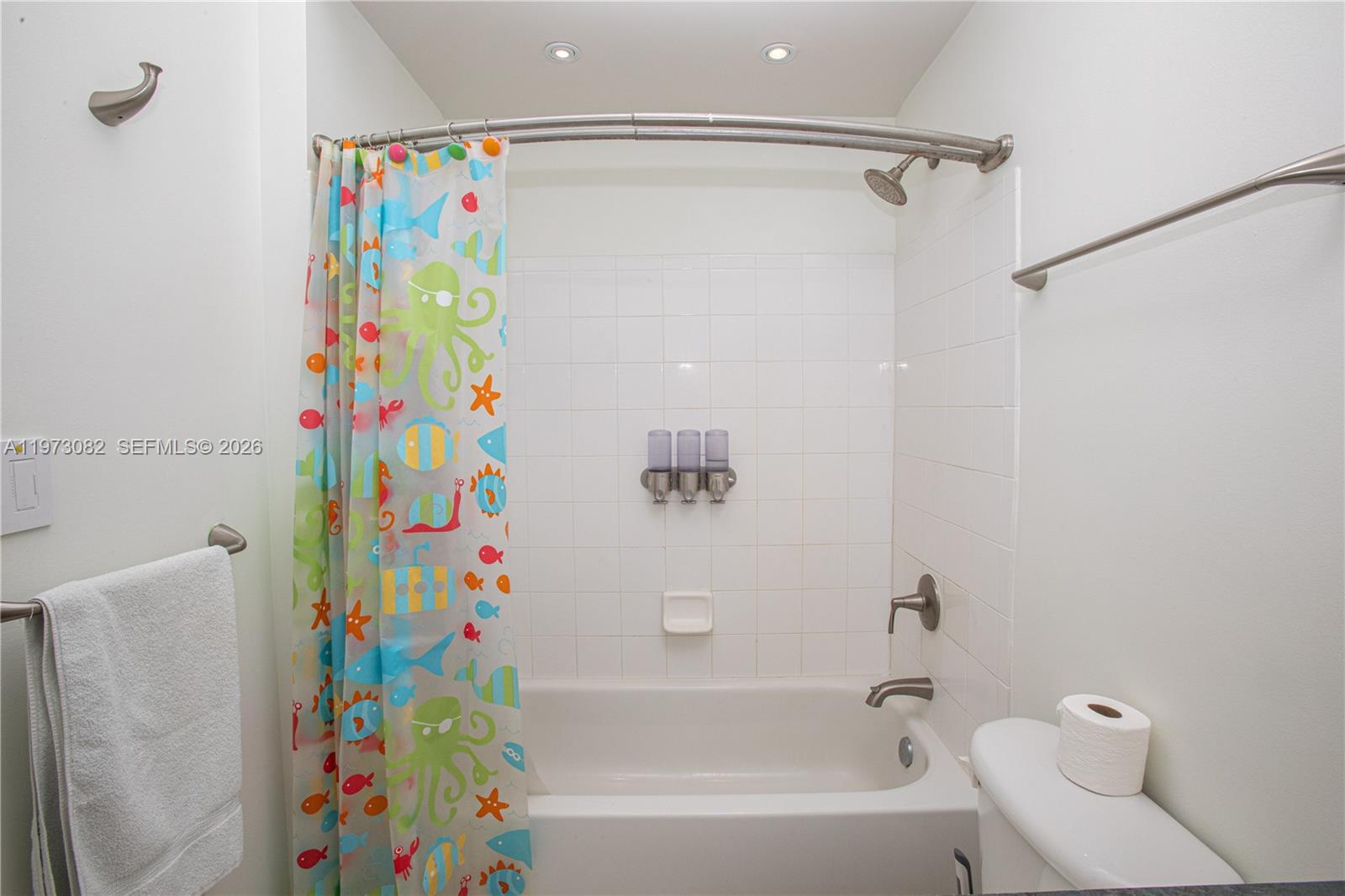 9172 NE Collins Ave #312 Surfside, FL 33154