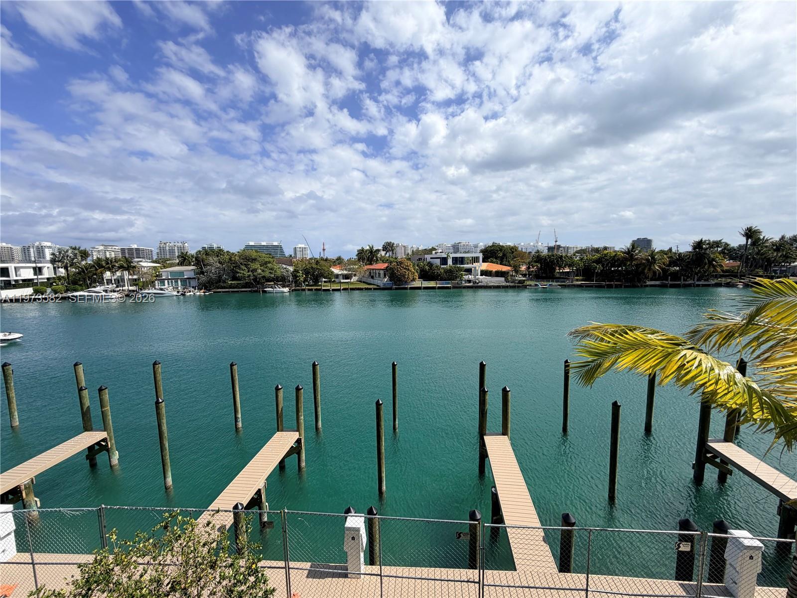 9221 E Bay Hbr Dr #307 Bay Harbor Islands, FL 33154