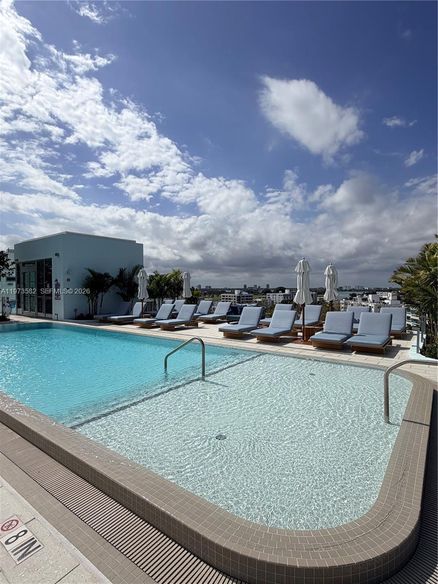 9221 E Bay Hbr Dr #307 Bay Harbor Islands, FL 33154