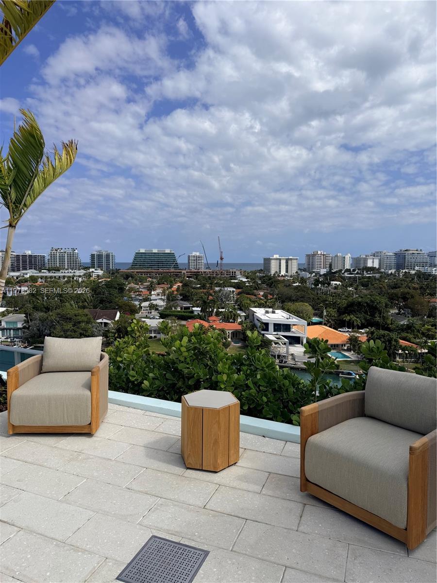 9221 E Bay Hbr Dr #307 Bay Harbor Islands, FL 33154