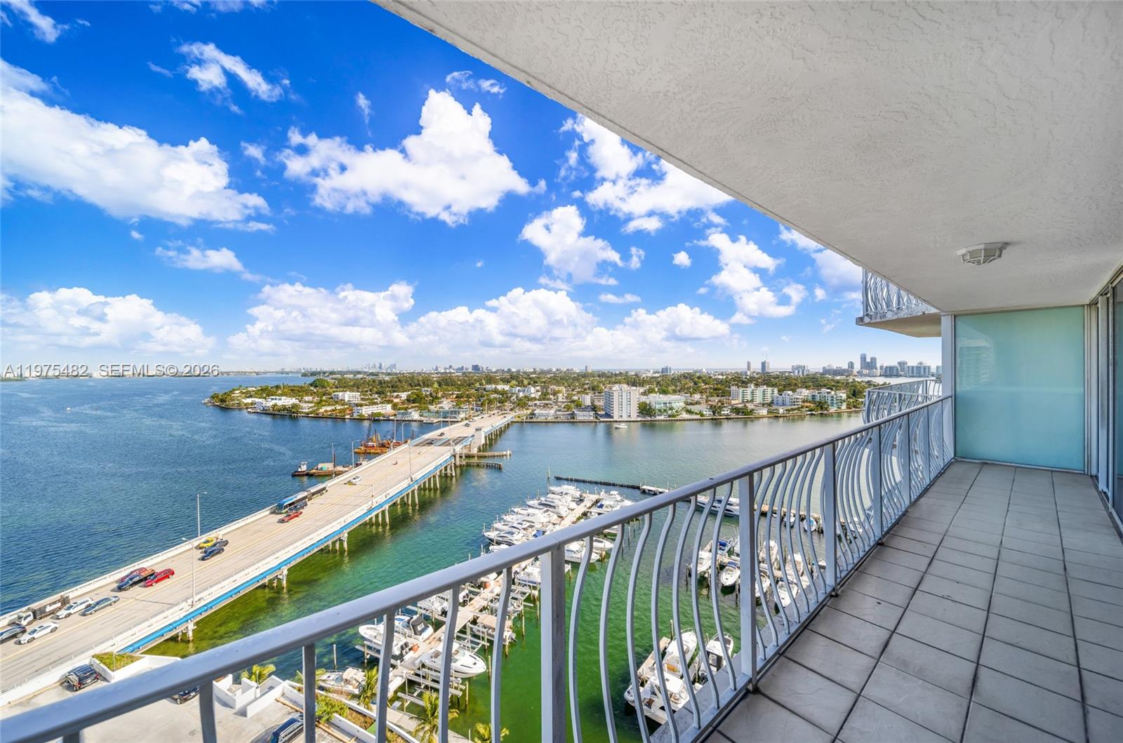 7601 E Treasure Dr #1917