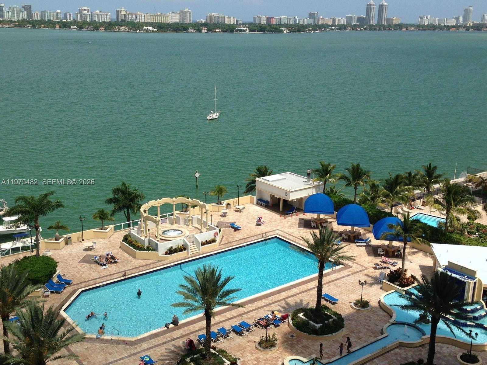 7601 E Treasure Dr #1917 North Bay Village, FL 33141