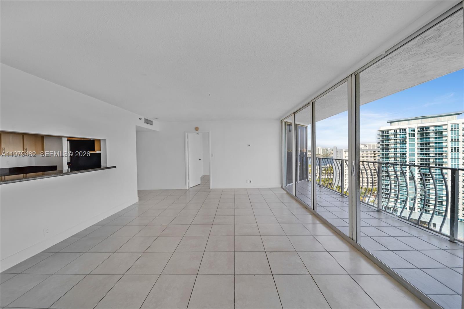 7601 E Treasure Dr #1917 North Bay Village, FL 33141