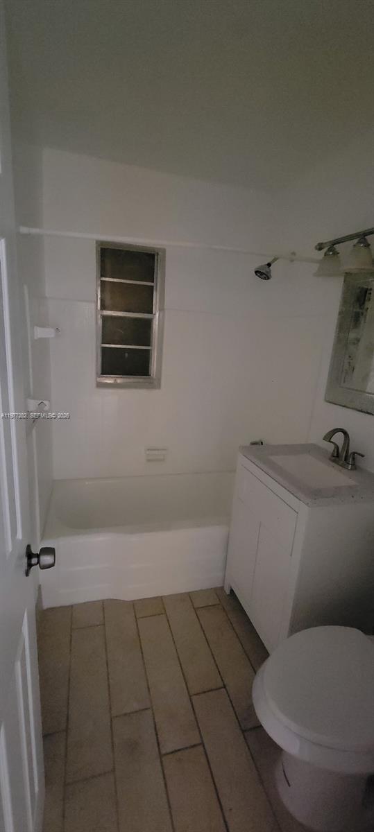 142 SE 4th Ave Boynton Beach, FL 33435