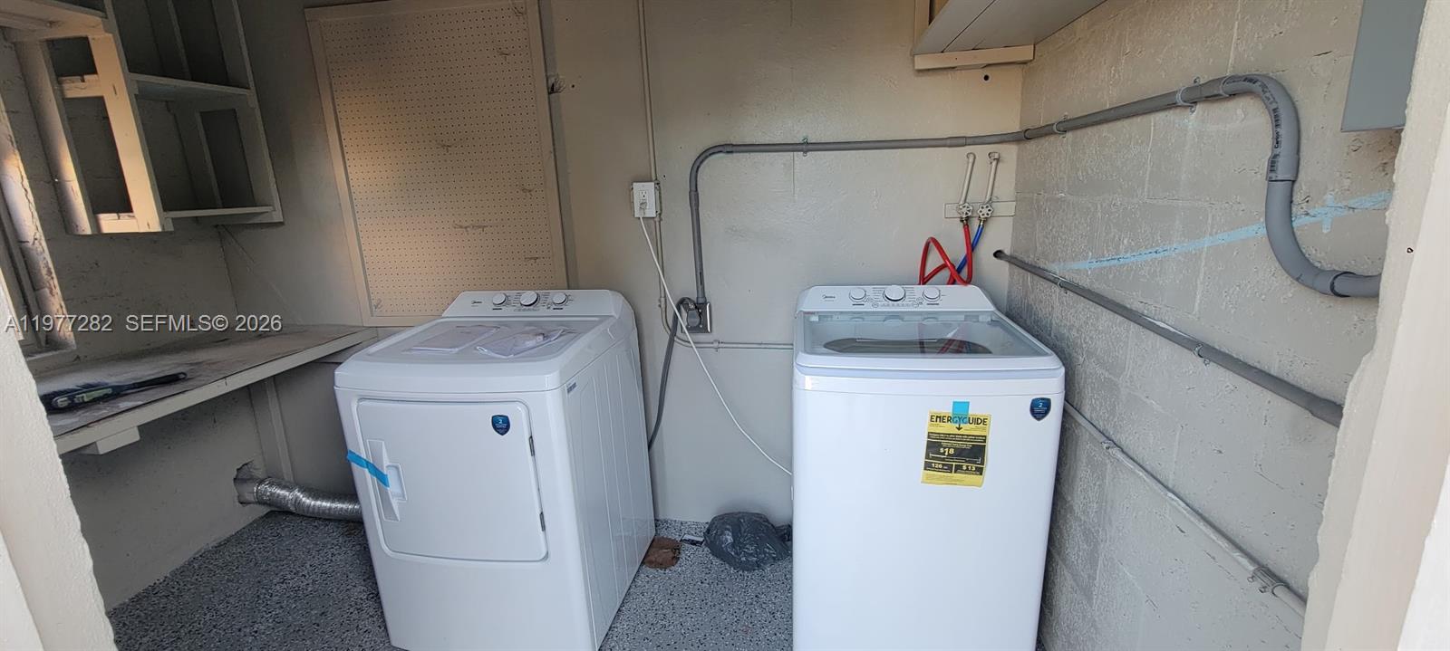 142 SE 4th Ave Boynton Beach, FL 33435