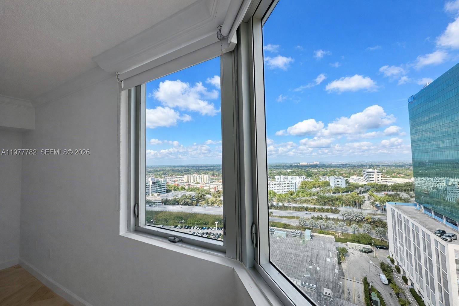 9066 SW 73rd Ct #1710 Miami, FL 33156