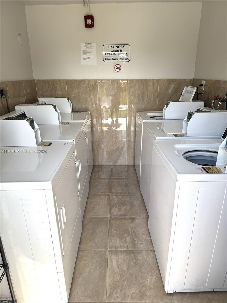 9520 SW 8th St #119 Miami, FL 33174