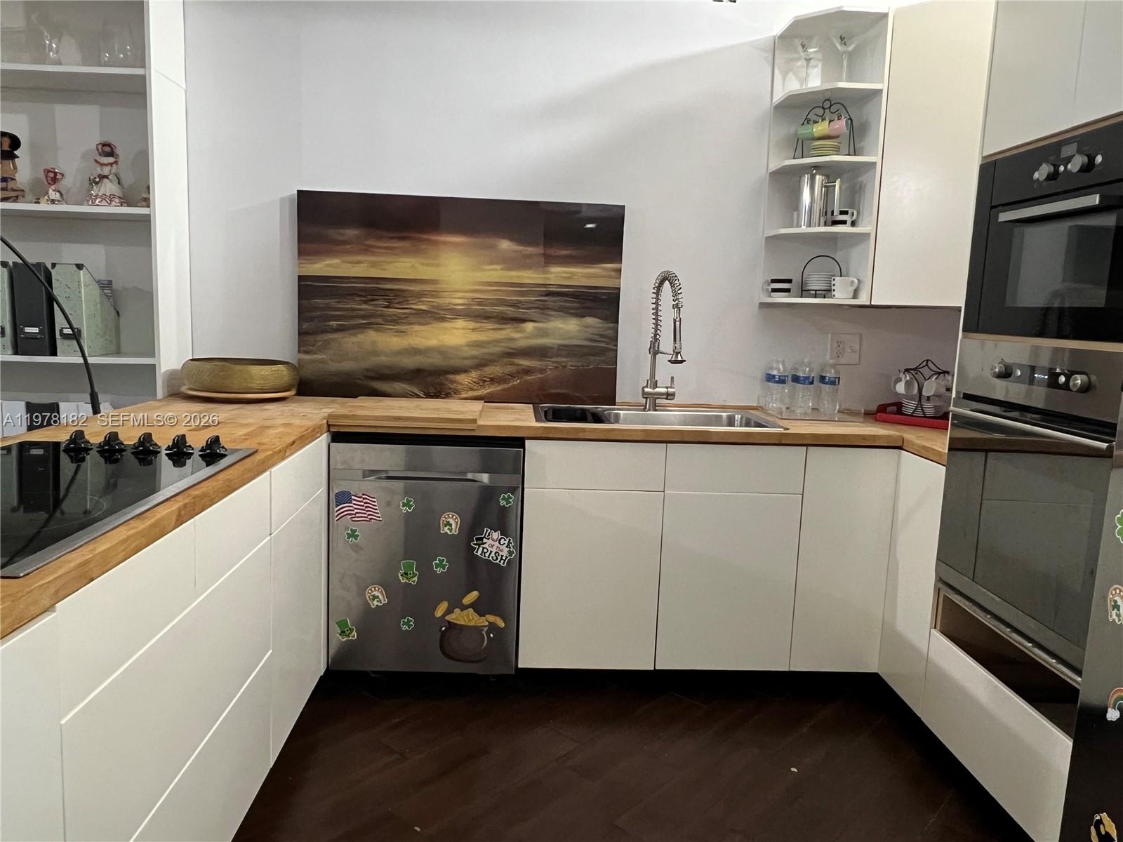 9520 SW 8th St #119 Miami, FL 33174