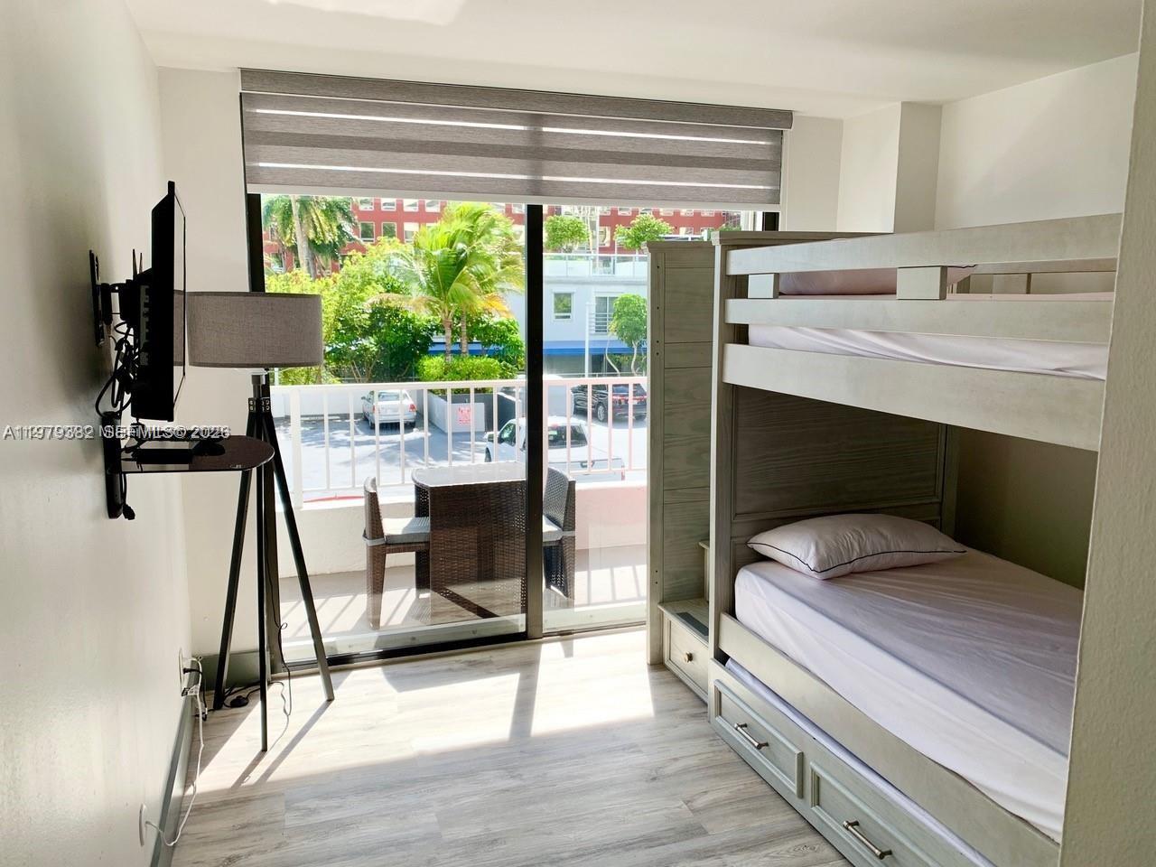 image Brickell Harbour12