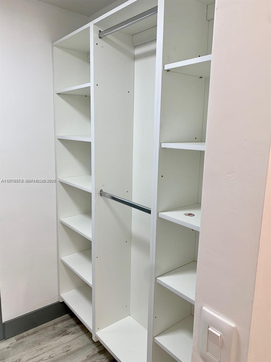 image Brickell Harbour17