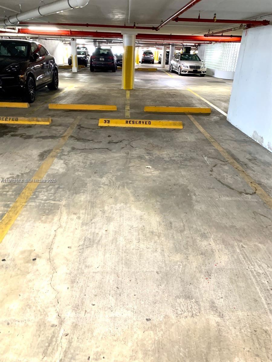 image Brickell Harbour38