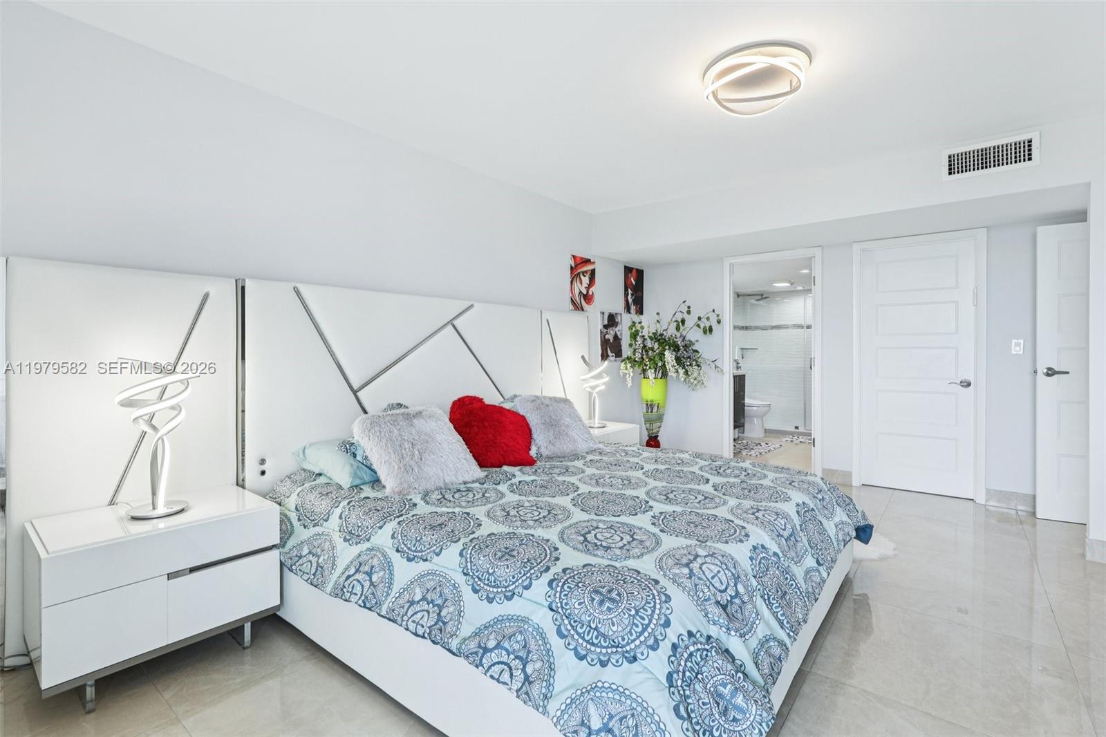 20379 W Country Clb Dr #1436 Aventura, FL 33180