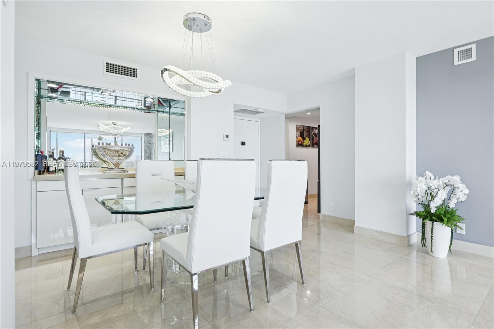 20379 W Country Clb Dr #1436 Aventura, FL 33180