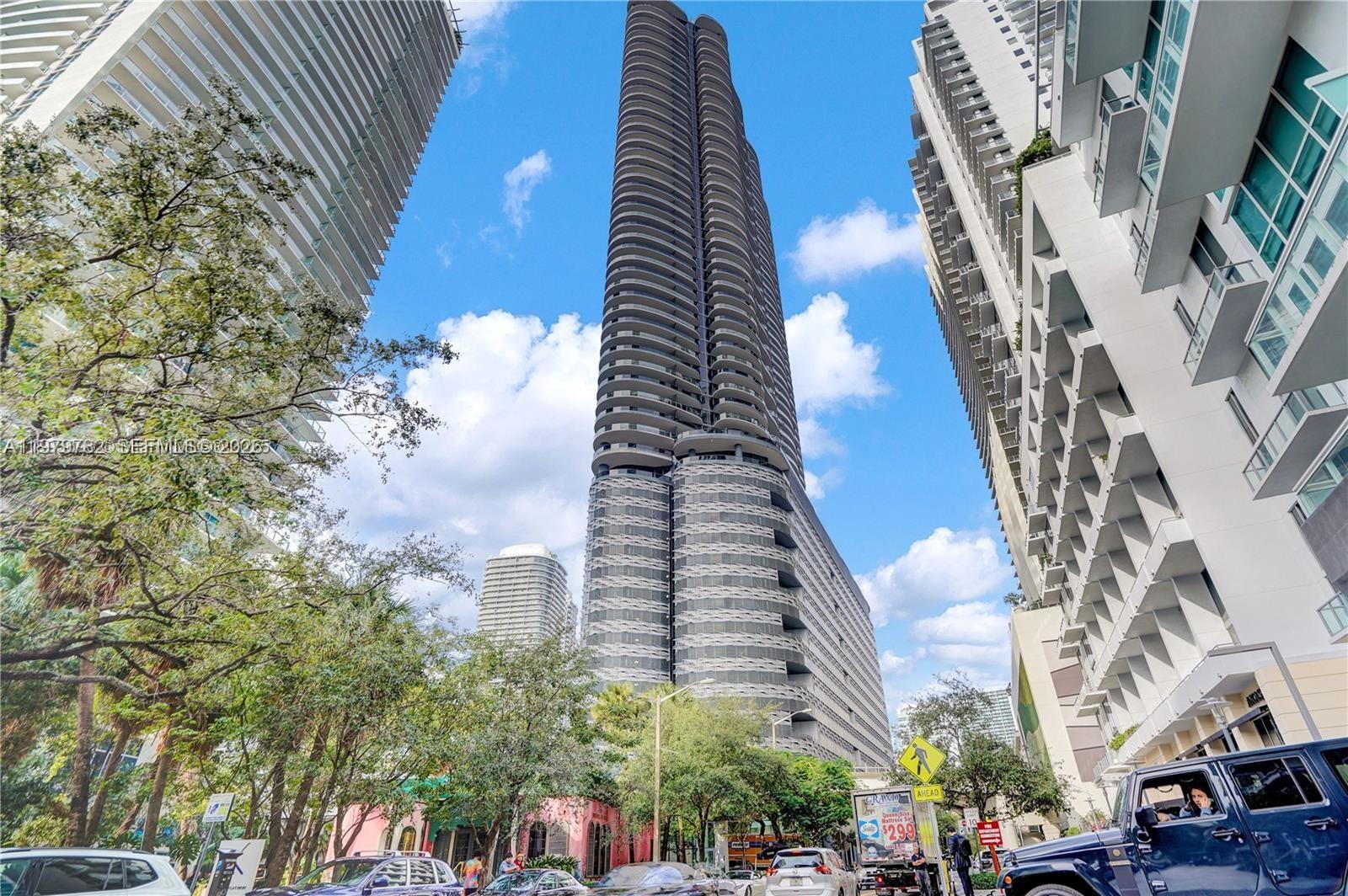 1000 Brickell Plz #3503 Miami, FL 33131