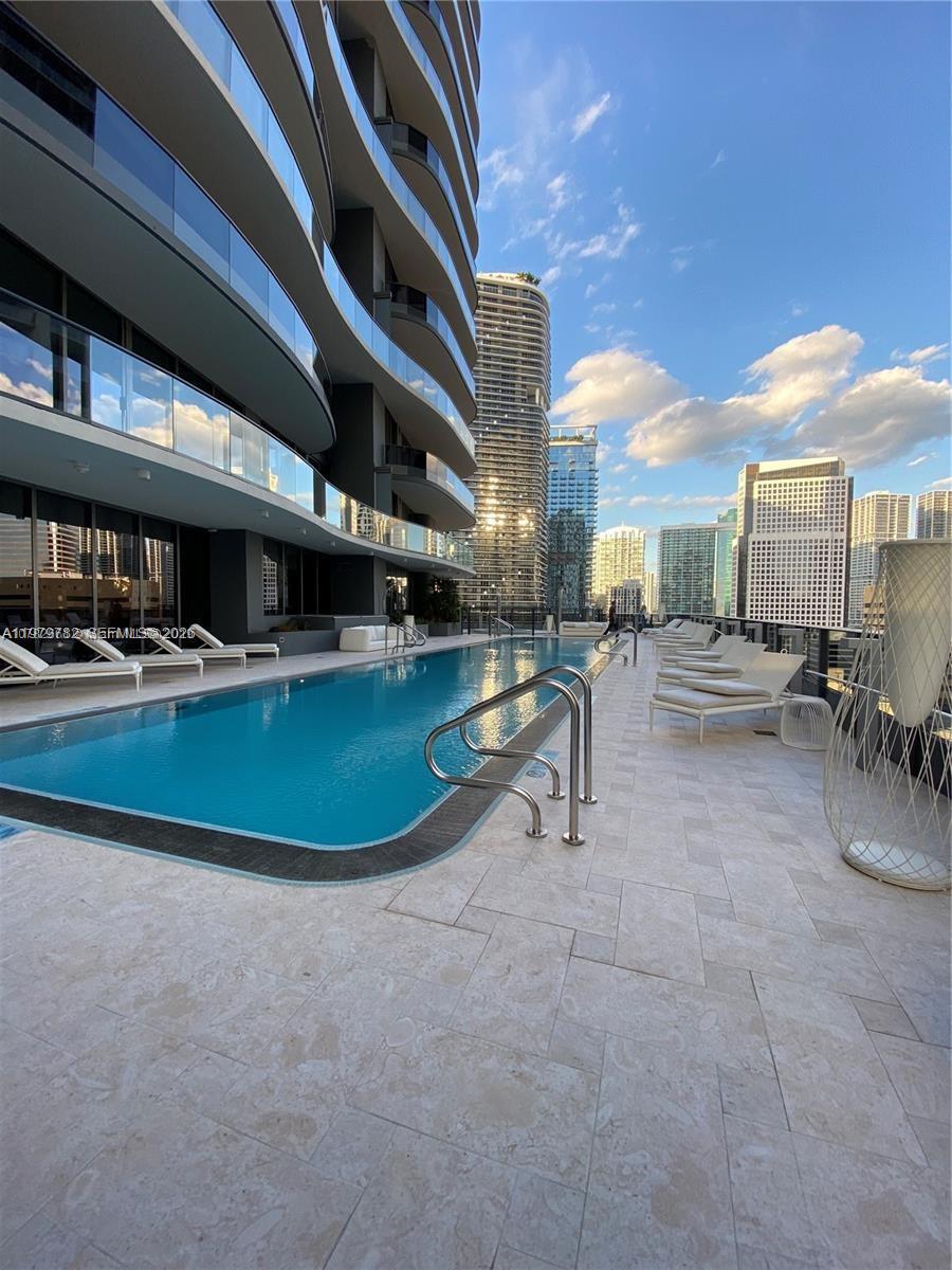 1000 Brickell Plz #3503 Miami, FL 33131