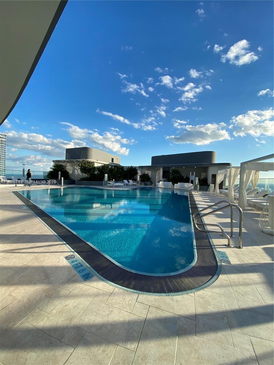 1000 Brickell Plz #3503 Miami, FL 33131