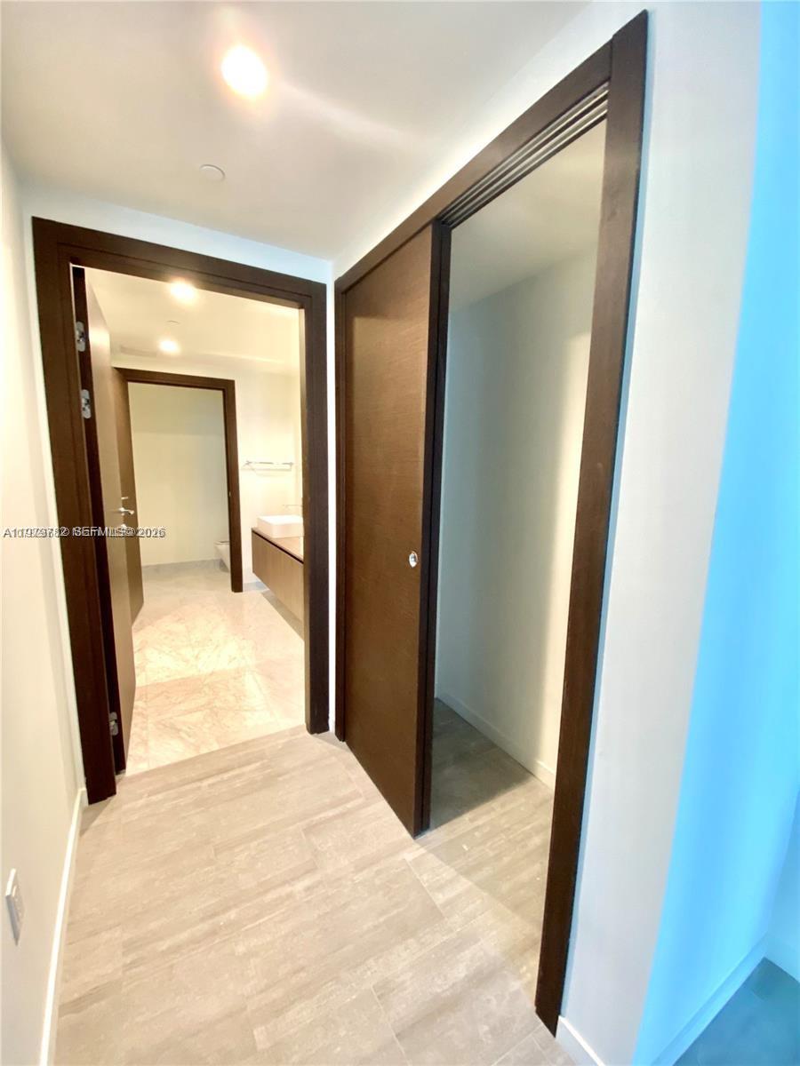 1000 Brickell Plz #3503 Miami, FL 33131