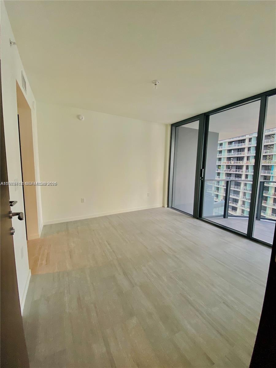 1000 Brickell Plz #3503 Miami, FL 33131