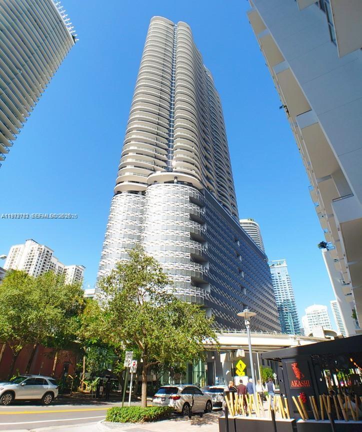1000 Brickell Plz #3503 Miami, FL 33131