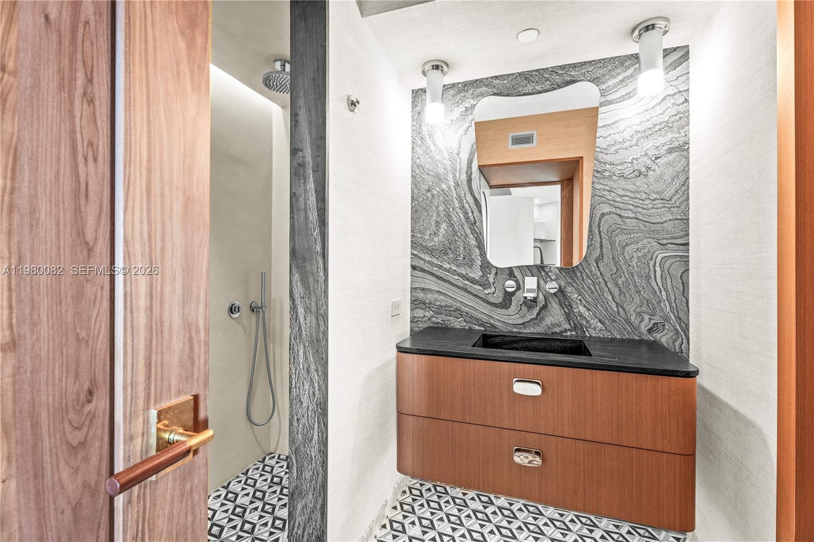 1330 West Ave #3102 Miami Beach, FL 33139