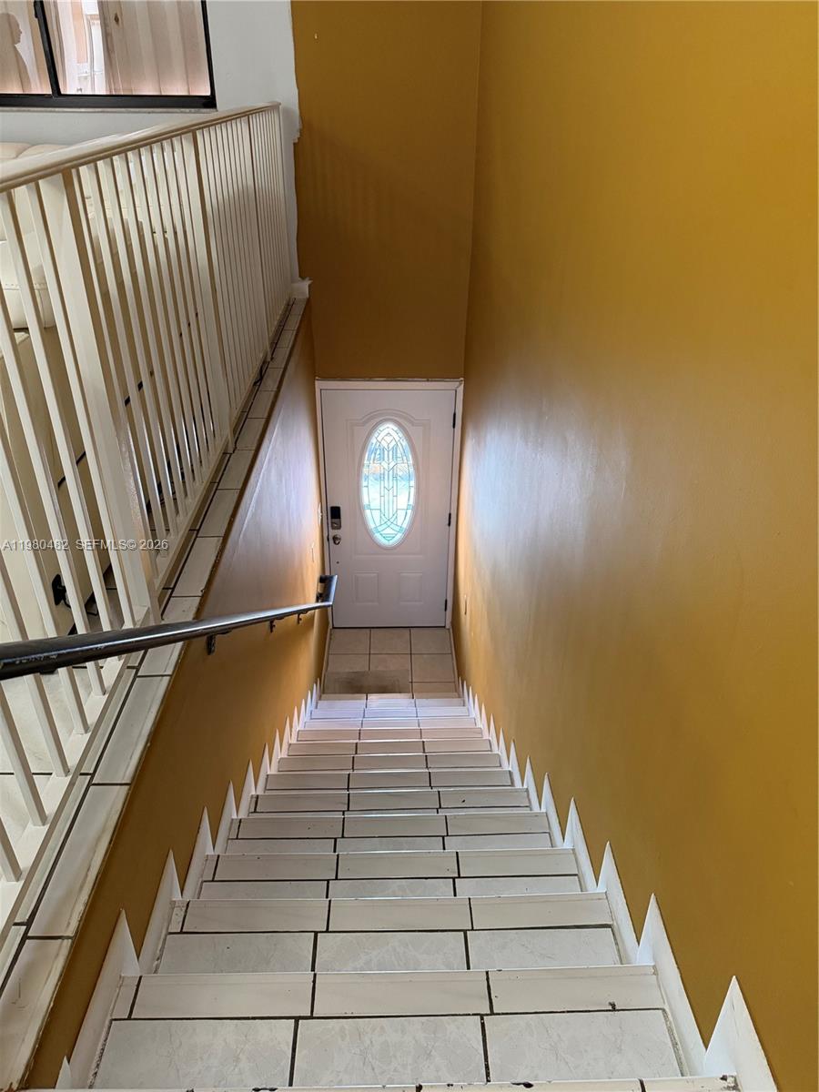 7792 W 29th Way #202 Hialeah, FL 33018